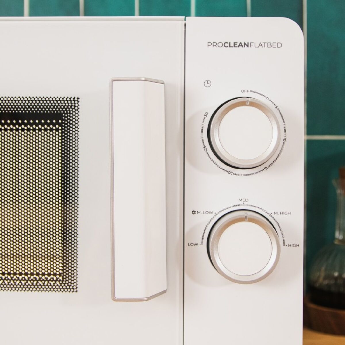 Mikrovågsugnen Cecotec Proclean 3020 Vit 700 W 1150 W 20 L finns hos Nordekko