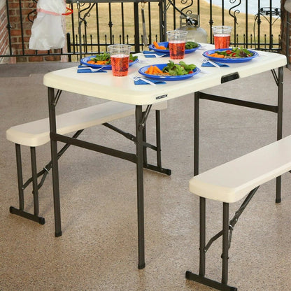 Bordsgrupp med stolar Lifetime Kräm 106 x 61 x 74 cm finns hos Nordekko