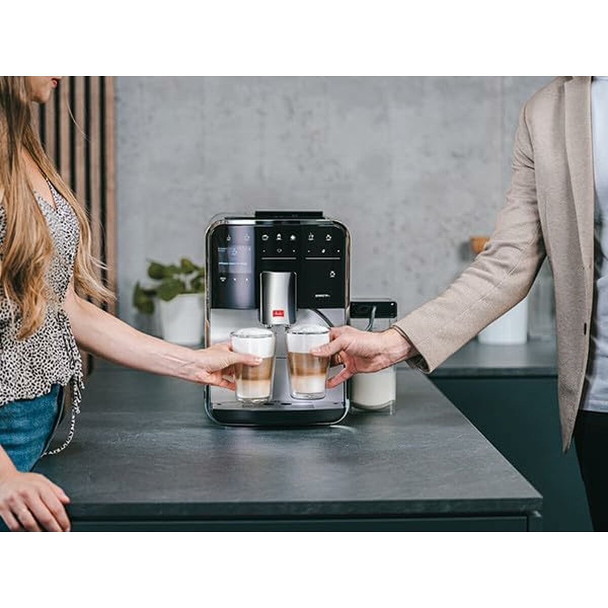 V2HEBD2BAE8D05E2D7B1A5ADD680F6D81E2R5842505P7