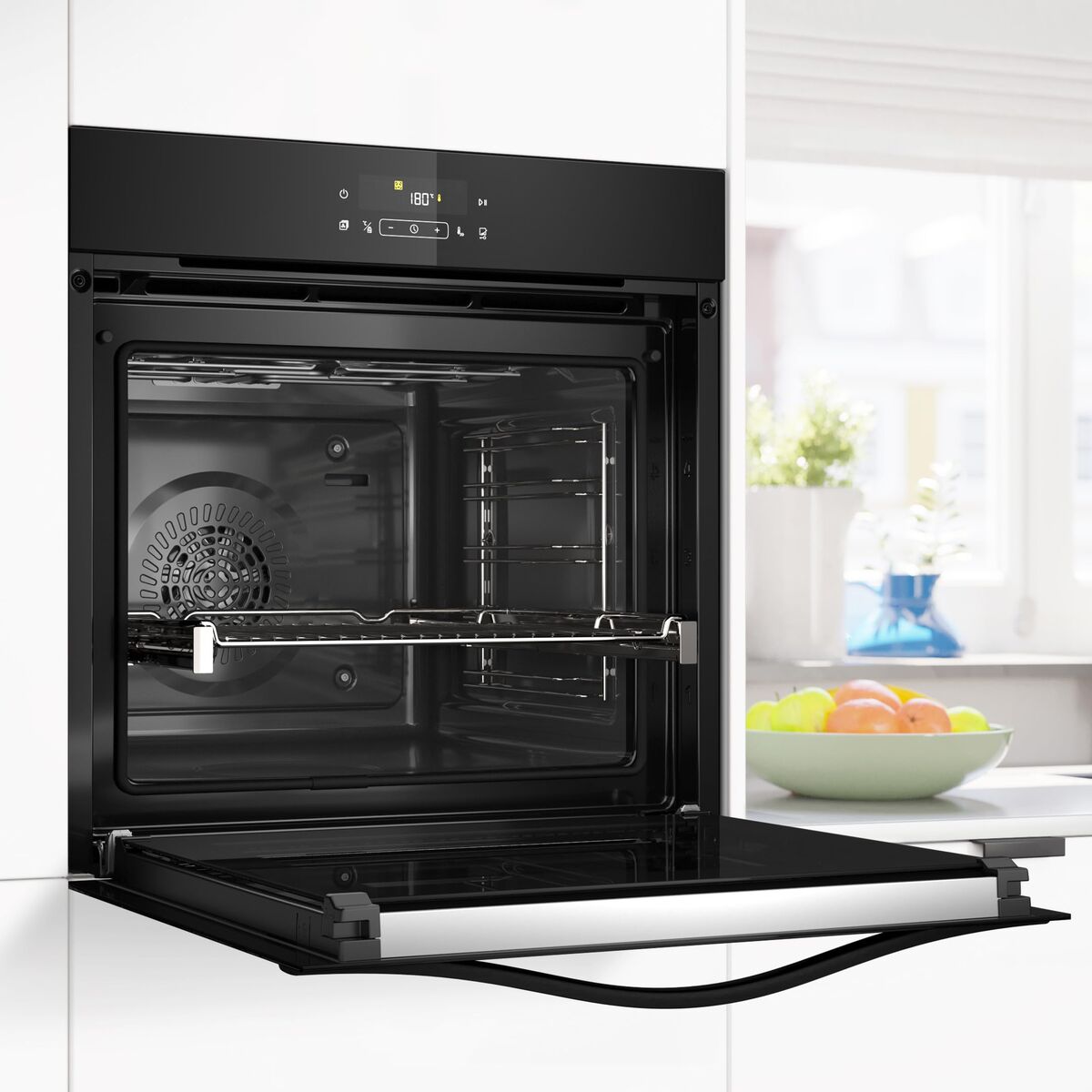 Ugn Balay 3HD5829N3 71 L finns hos Nordekko