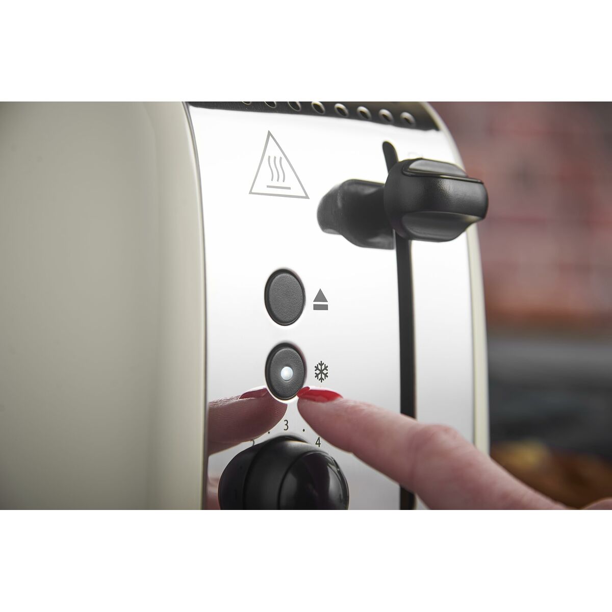 V2H857A34AD4B83CBAA156822DF7B7DBF70R6856168P3