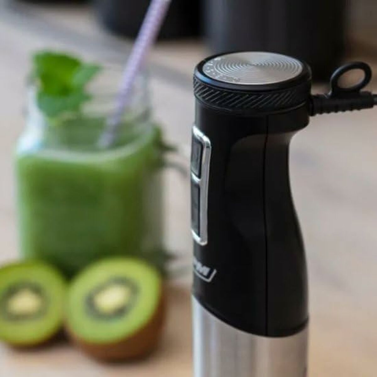 V2H21E8F12A1D7DA2F3EFF2B5327BDF874CR6208200P7