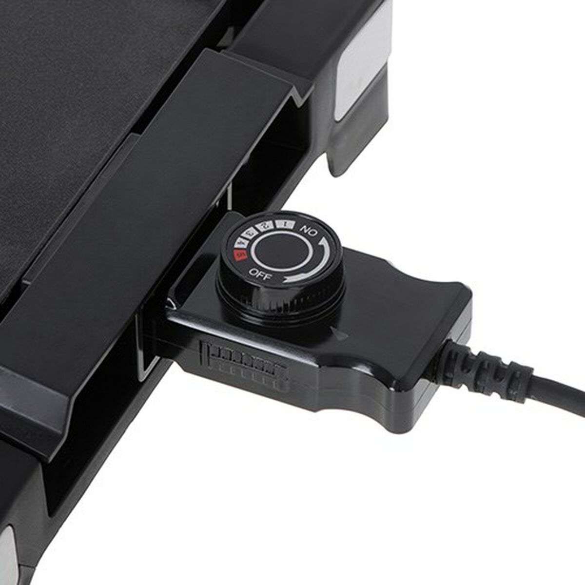 V3HE81E7932F767761A7360BD6EEBCEE1CFR4490042P3