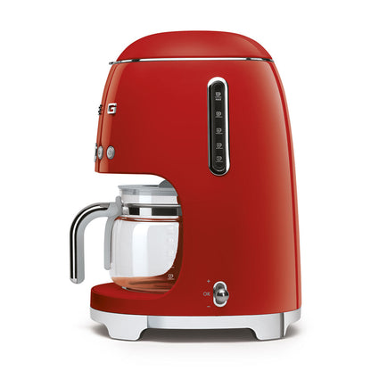 Kaffebryggare Smeg DCF02RDEU 50-talet 1050 W 1,4 L 1,25 L finns hos Nordekko