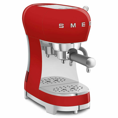 Espressobryggare Smeg ECF02RDEU Röd 1350 W 1,1 L finns hos Nordekko