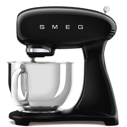 Köksrobot Smeg Svart finns hos Nordekko