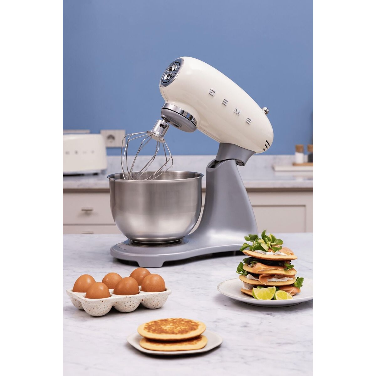Stavmixer Smeg Kräm finns hos Nordekko
