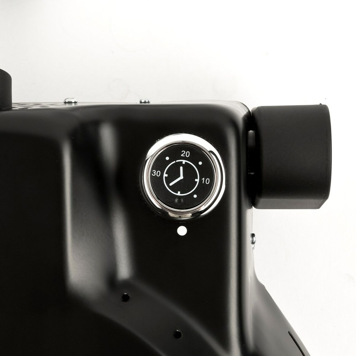 V2HB0CD21165C6641D2D382A83591039D2CR5649598P7