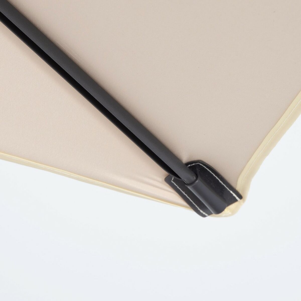 V4HB87F9D7D37C8730CA138E435A93692C1R5712495P6