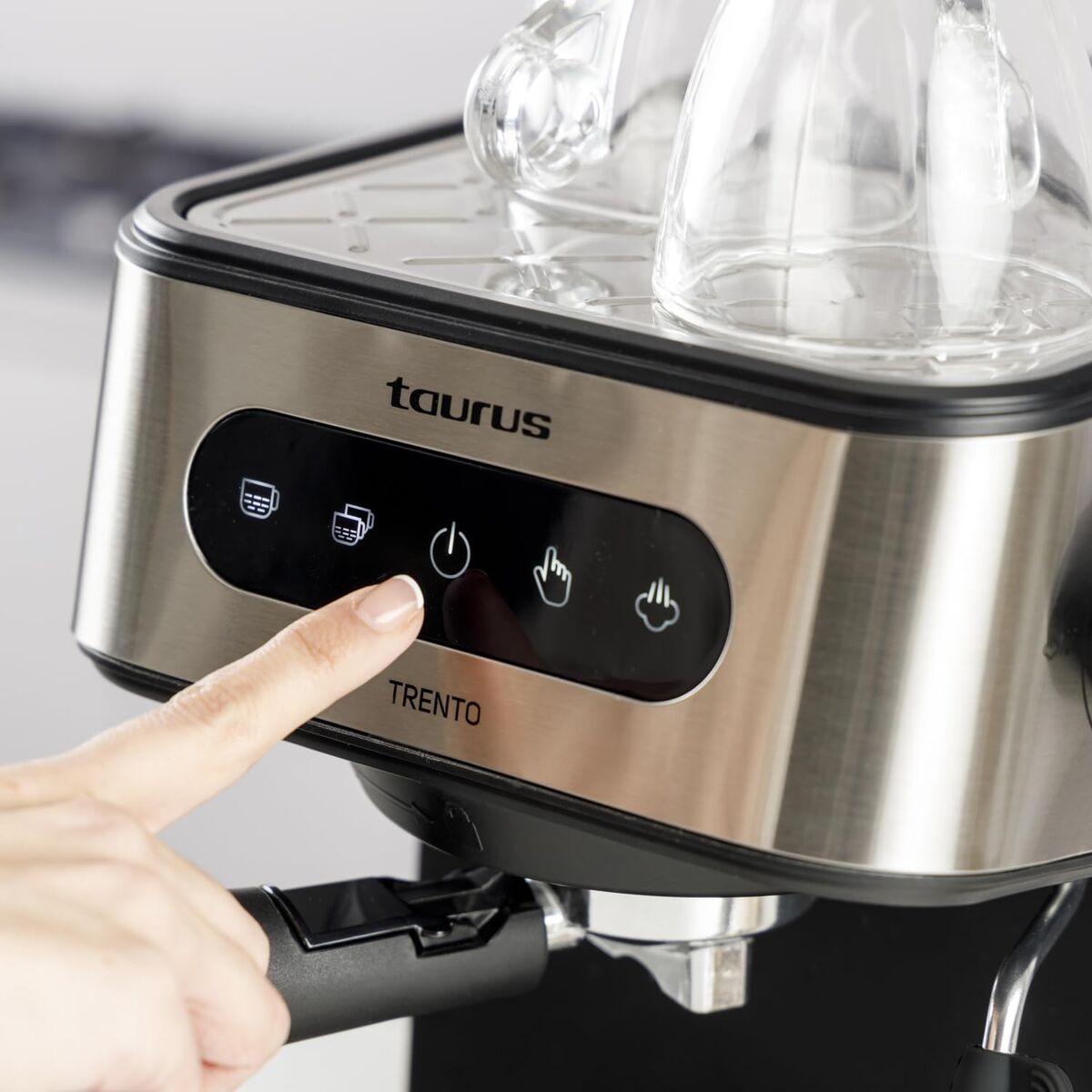 Espressobryggare Taurus TRENTO Stål 1,5 L finns hos Nordekko