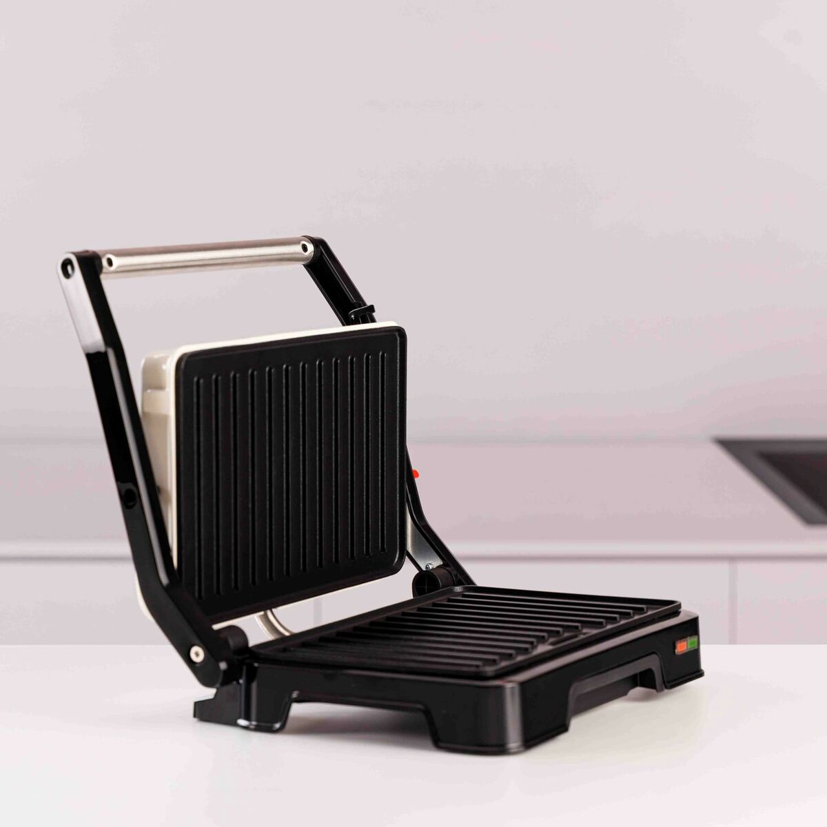 Smörgåsmaskin Taurus MYGRILL VINTAG Kräm finns hos Nordekko