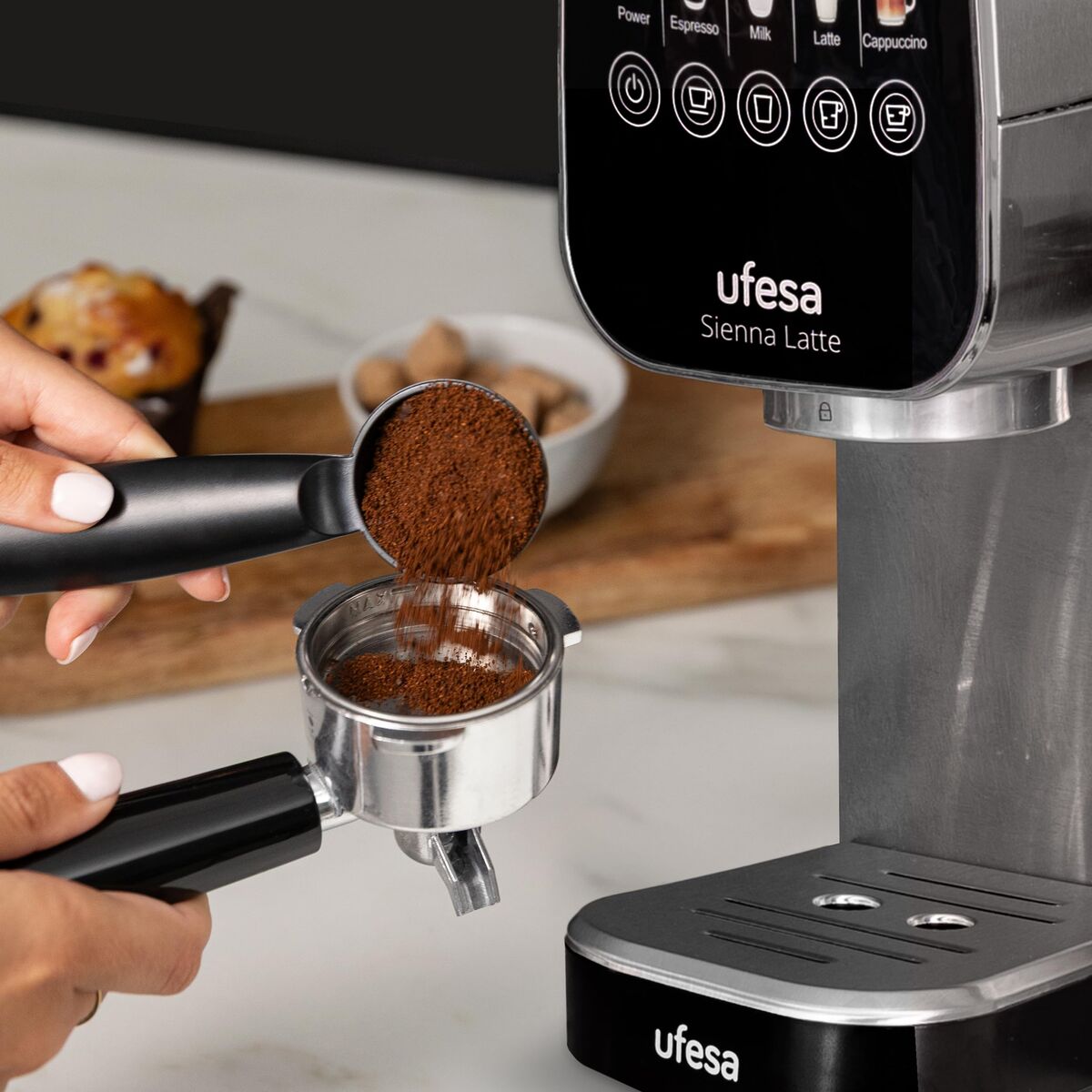 Espressobryggare UFESA 71706118 Svart finns hos Nordekko