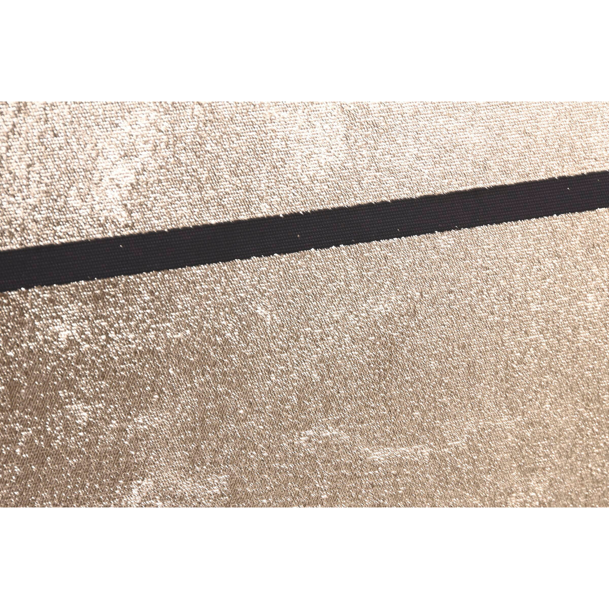 V7HCE9ACC8CE21DF4F91714B26577E9F220R6587764P3