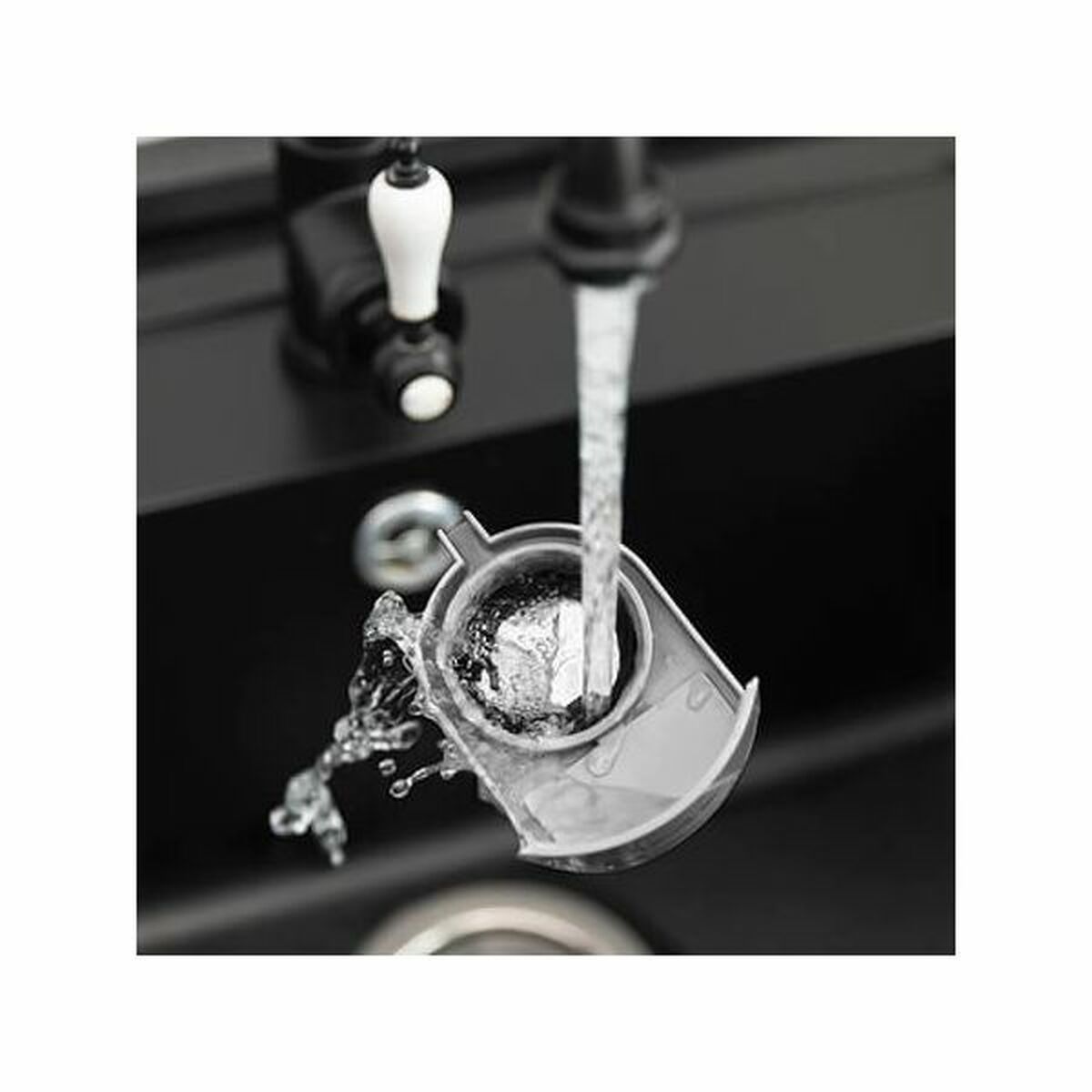 V10HEC11AAD77B0B146AADD518E2F1594E4CR6828002P5