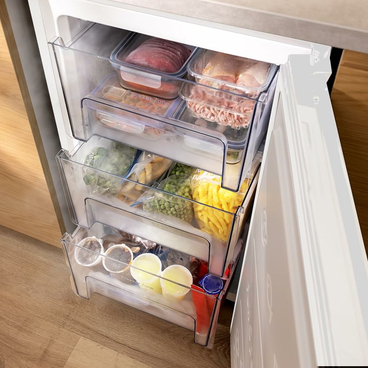 Frys Cecotec Bolero CoolMarket TF 87 87 L Vit finns hos Nordekko