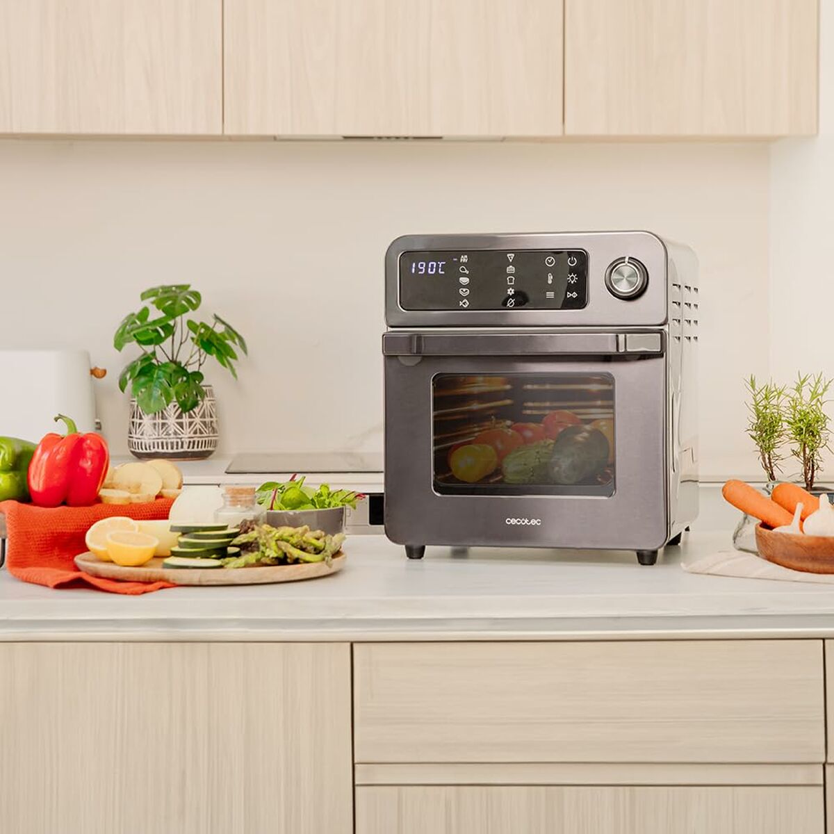 Campingkök Cecotec Bake&Fry 1500 15 L finns hos Nordekko