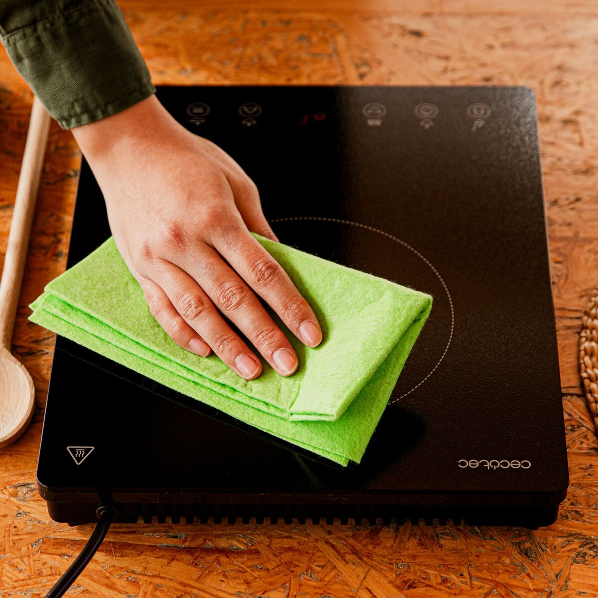 V6HB4B49A9F3A0D653262A4F69D4E14A37CR7391863P9