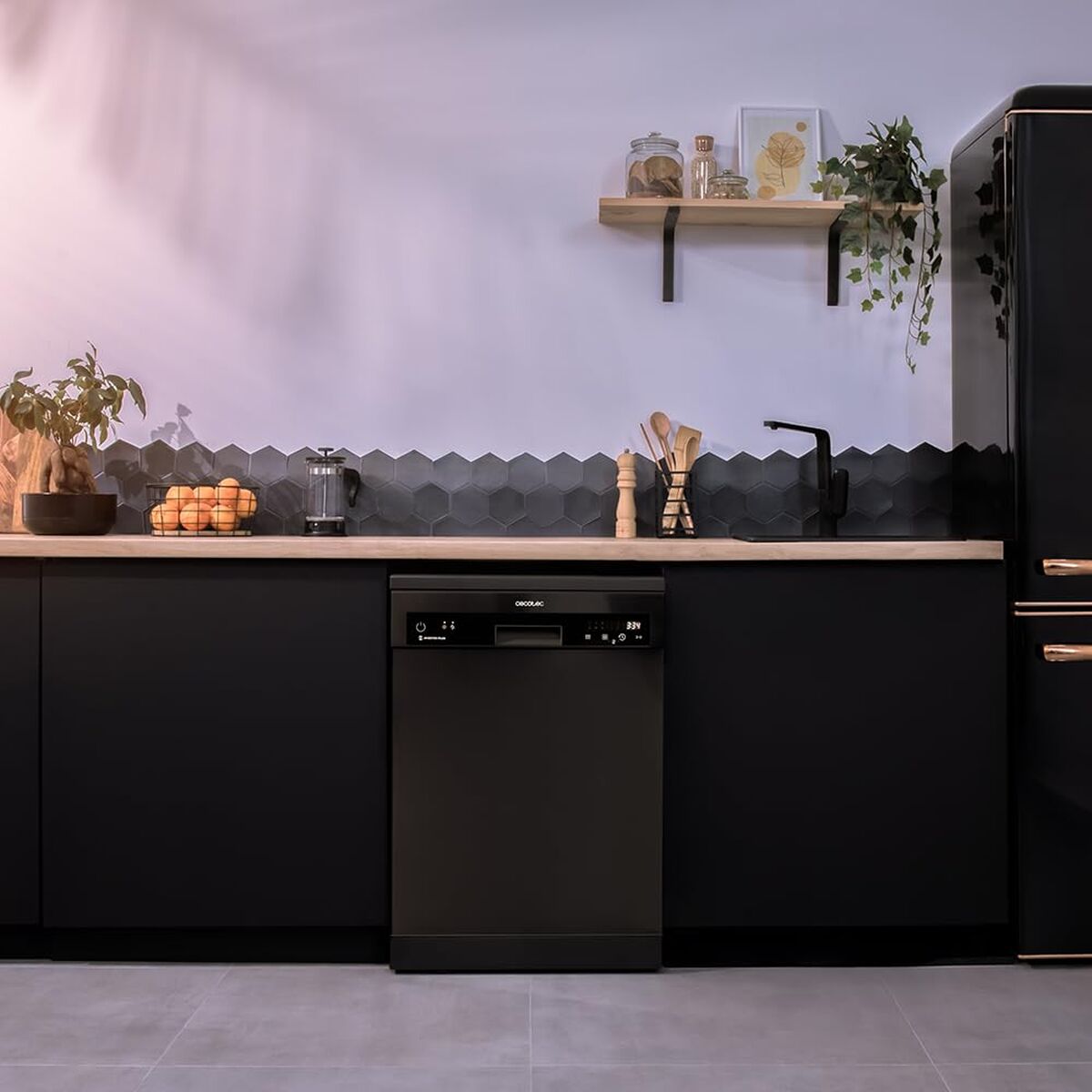 Cecotec Diskmaskin Bolero Aguazero 6500 15 kuvert 6 program Klass C Antracit finns hos Nordekko