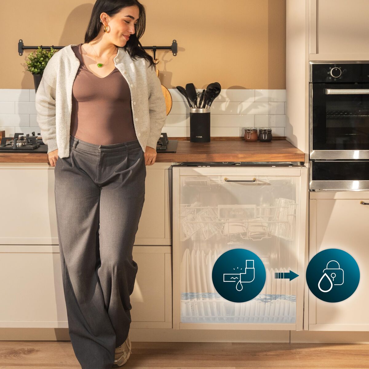 Cecotec Integrerbar diskmaskin 60 cm Bolero Aguazero 6500 Full-BI C 15 tjänster stål finns hos Nordekko