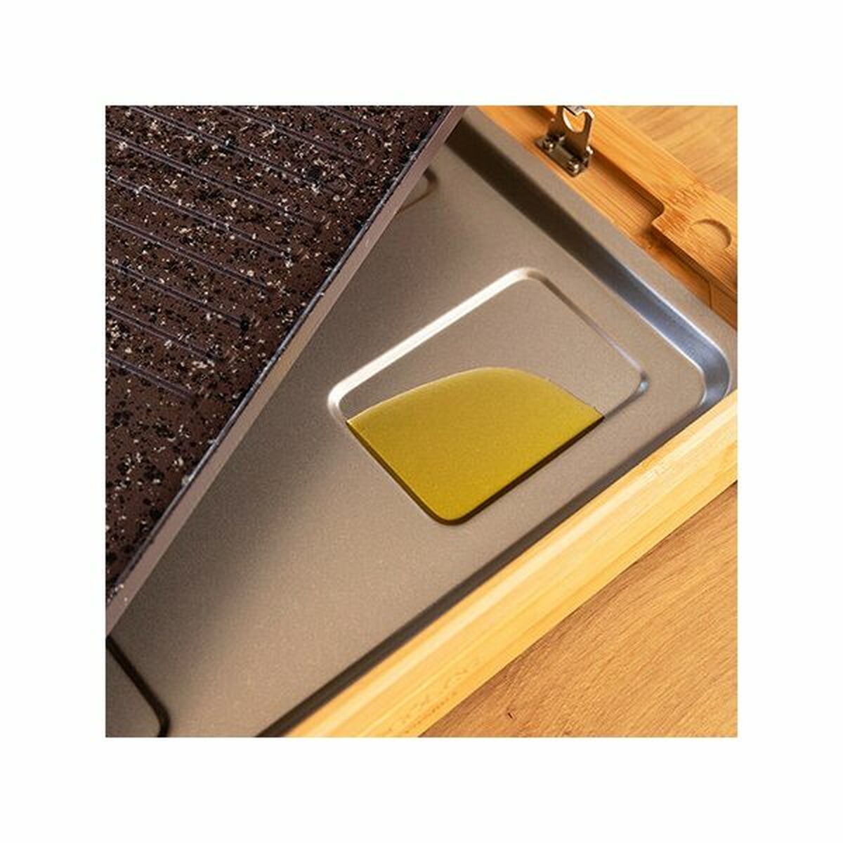 V9H724071E3FE79872E9D97A4AADC778FA9R3218490P9