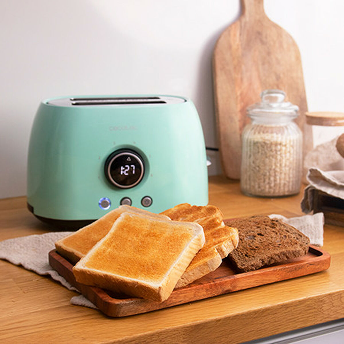 Brödrost Cecotec ClassicToast 8000 Blue Double 800 W Blå finns hos Nordekko