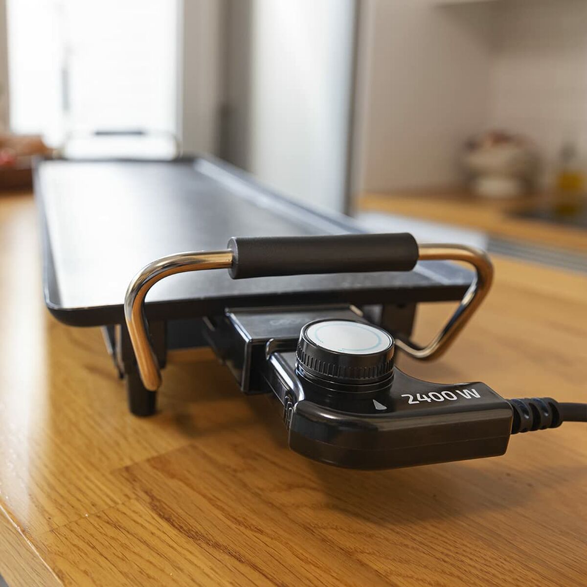 Grillplatta Cecotec Tasty&Grill 3000 RockWater XL 2400 W finns hos Nordekko