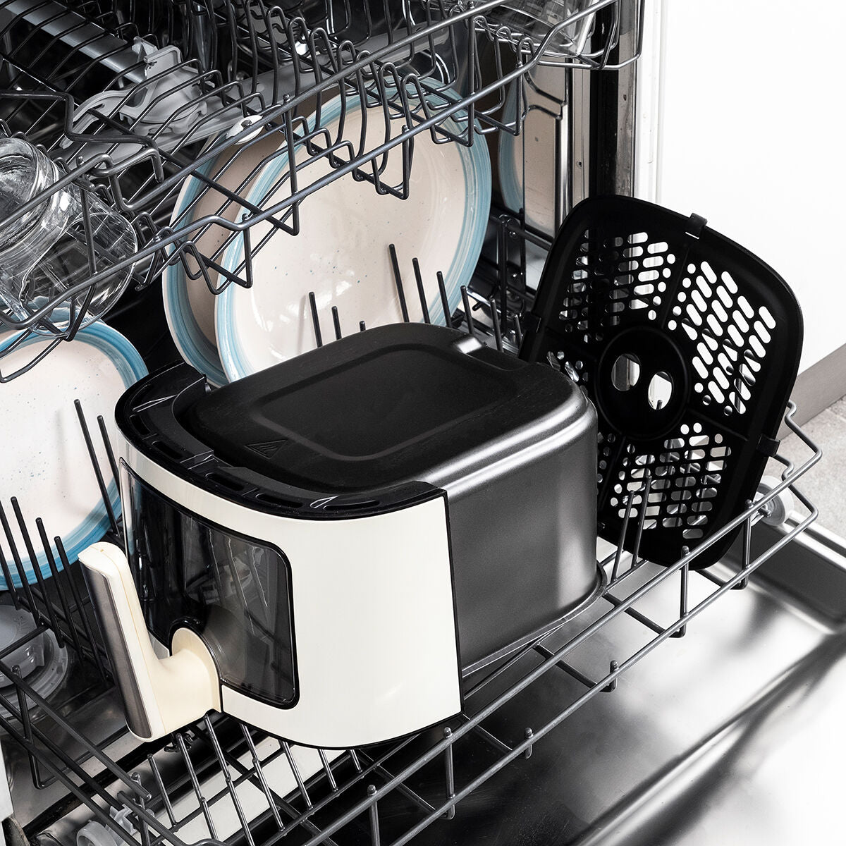 V7H8BFAD701703DE765D47DD18EF212616DR5278657P10