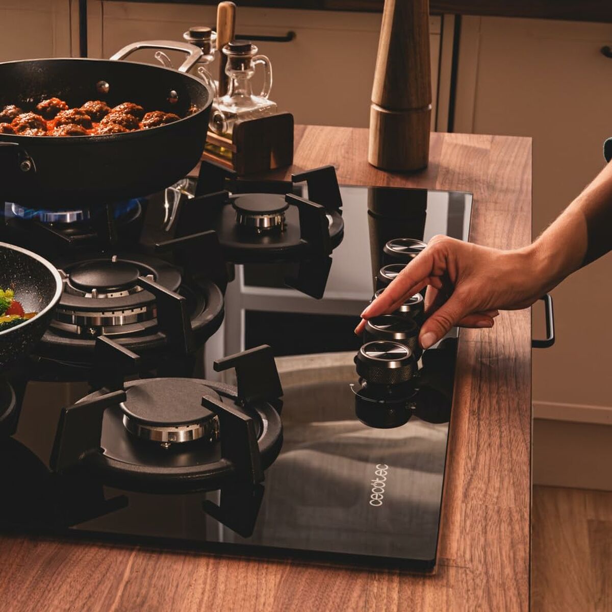 V2HB84F79D91F768724E9F9E4A7F37107C3R7402056P9