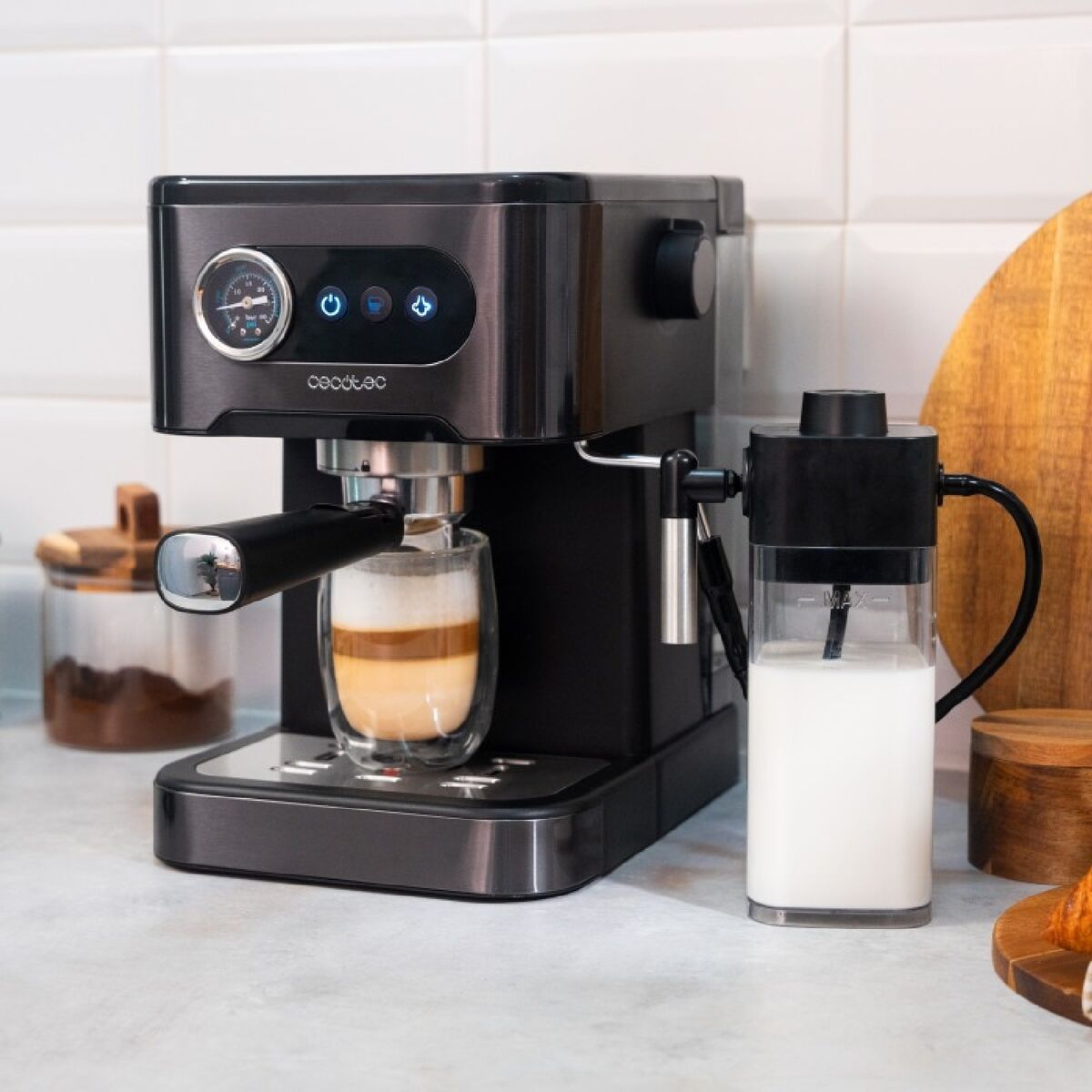 Manuell Espressobryggare Cecotec Power Espresso 20 Pro Svart Stål 20 bar 1,5 L finns hos Nordekko