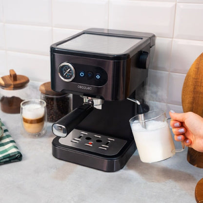 Manuell Espressobryggare Cecotec Power Espresso 20 Pro Svart Stål 20 bar 1,5 L finns hos Nordekko