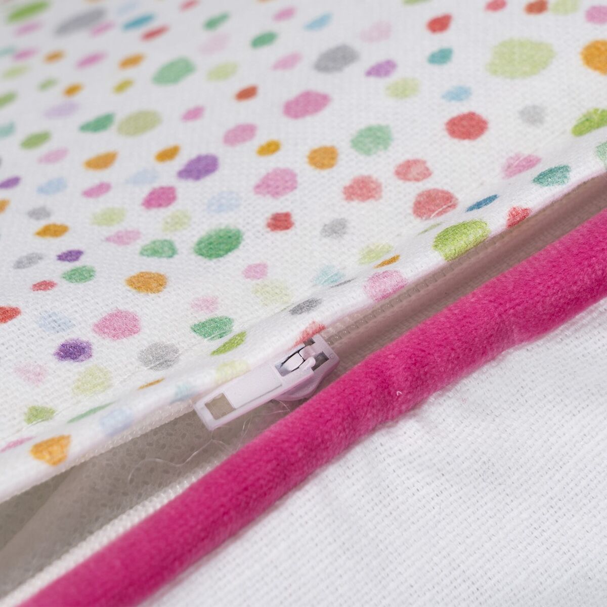 V3H12703BF691A26E5EC2EB30B6197A49DCR2465829P2