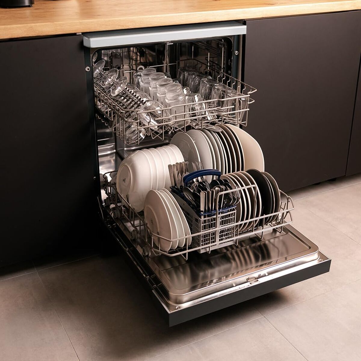 V2H5E24F66089867AFAF67DEE4838036640R7648279P8