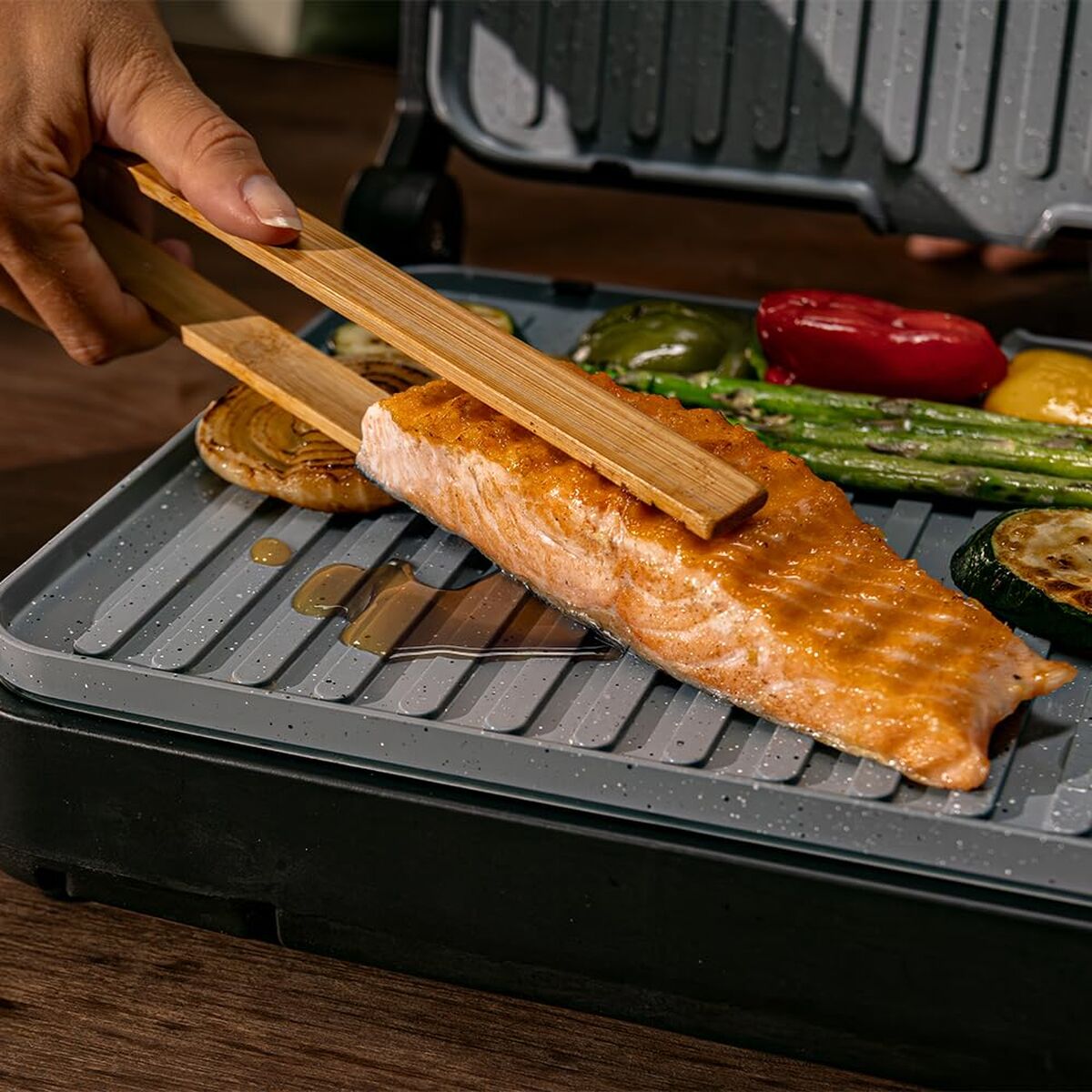 Elektriska Grillen Cecotec Rock'nGrill 2000 PerfectCook 2000 W finns hos Nordekko