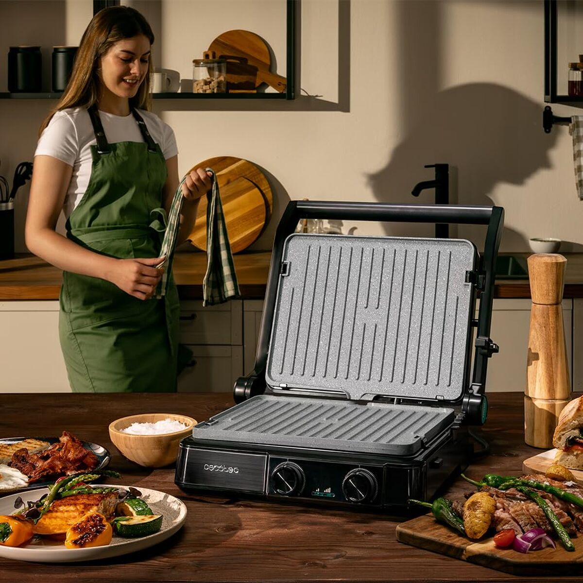Elektriska Grillen Cecotec Rock’nGrill 2200 Dual 2200 W finns hos Nordekko