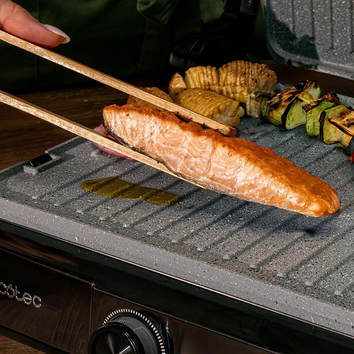 Elektriska Grillen Cecotec Rock’nGrill 2200 Dual 2200 W finns hos Nordekko