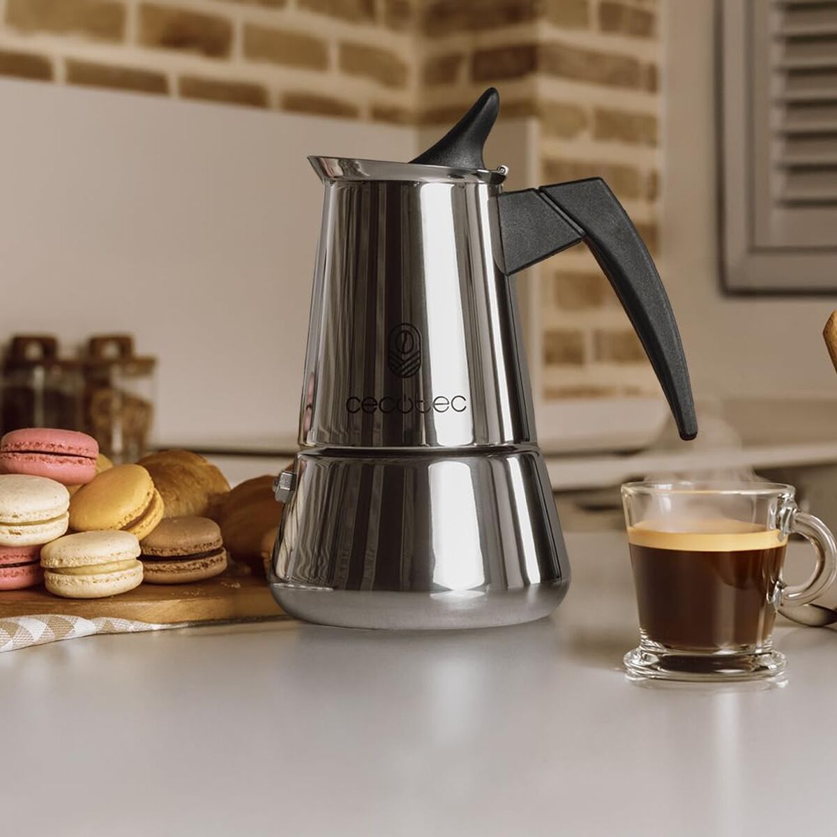 Italiensk Kaffepanna Cecotec Piccolina 600 Stål 6 Koppar 300 ml finns hos Nordekko