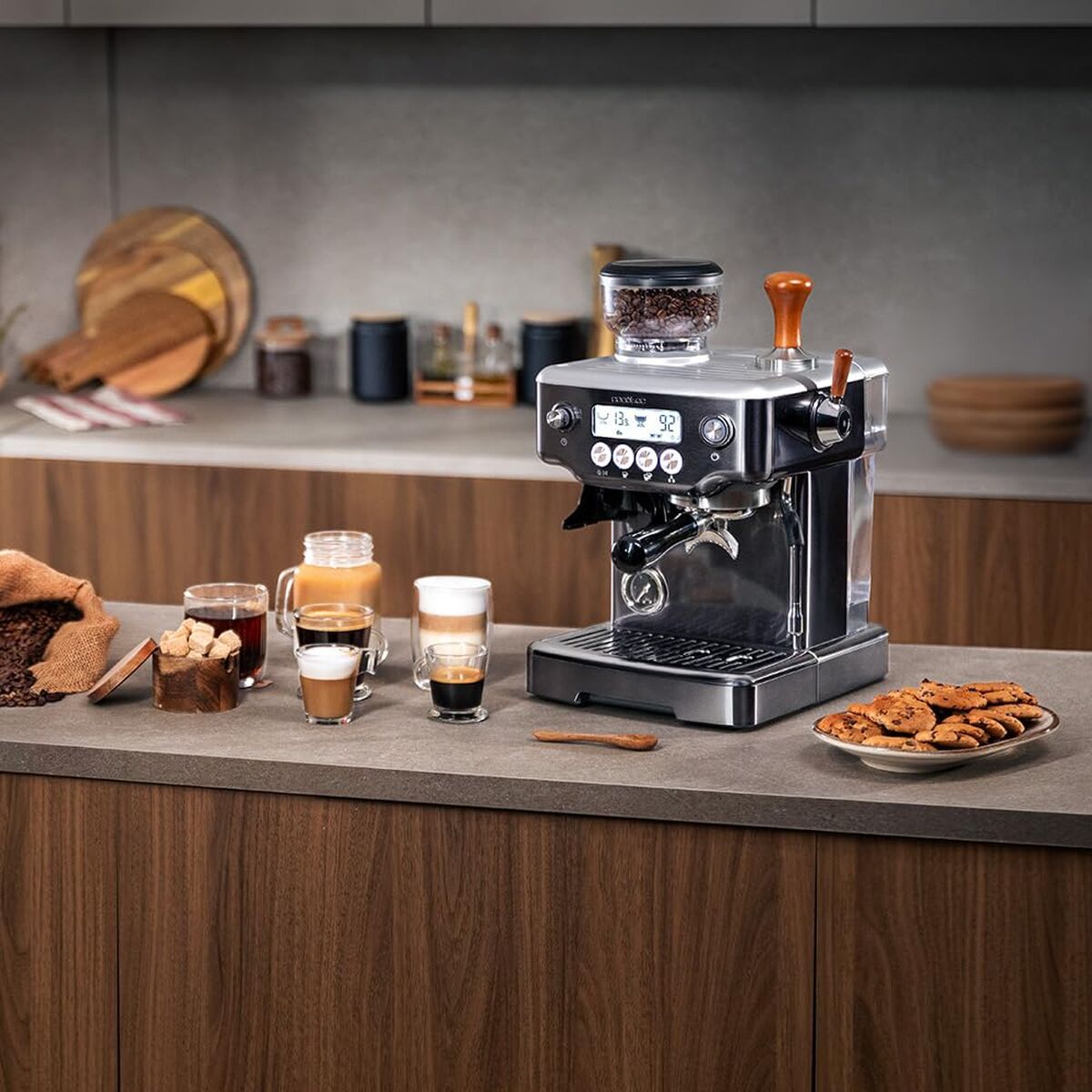 Manuell Espressobryggare Cecotec Power Espresso 20 Barista 2200 W Svart 20 bar finns hos Nordekko