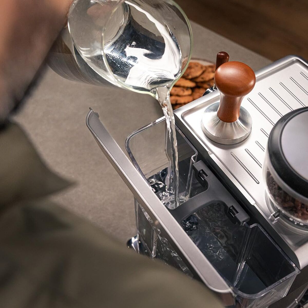 Manuell Espressobryggare Cecotec Power Espresso 20 Barista 2200 W Svart 20 bar finns hos Nordekko