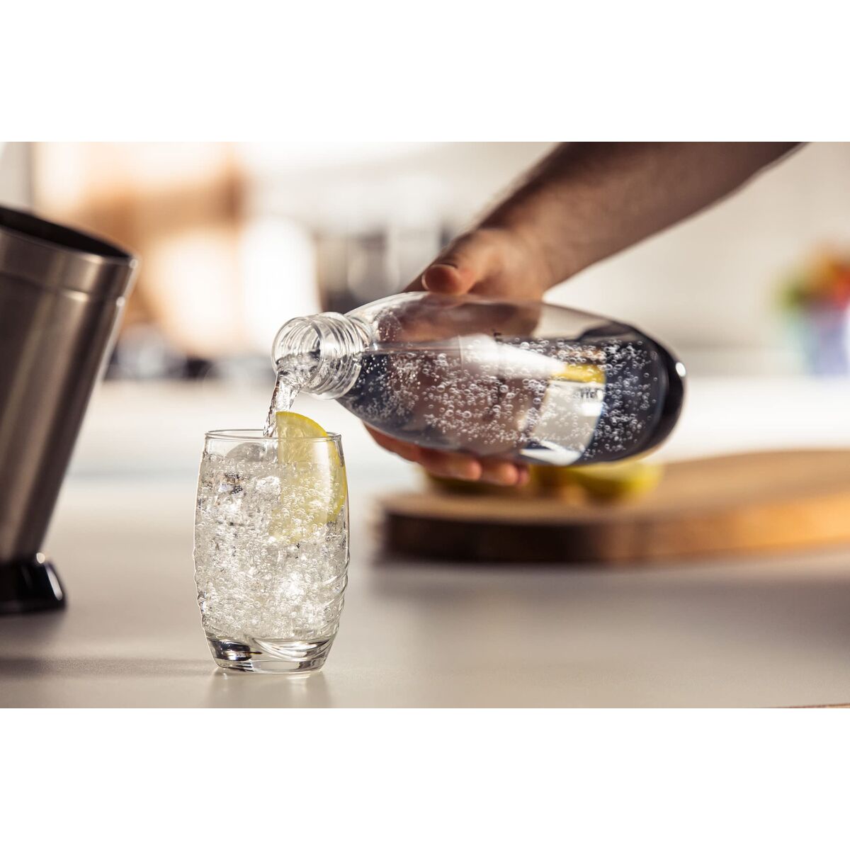 Sodamaskin sodastream DUO STARTER KIT finns hos Nordekko