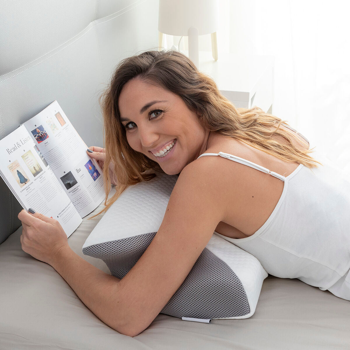 Viskoelastisk nackkudde med ergonomiska konturer Conforti InnovaGoods finns hos Nordekko