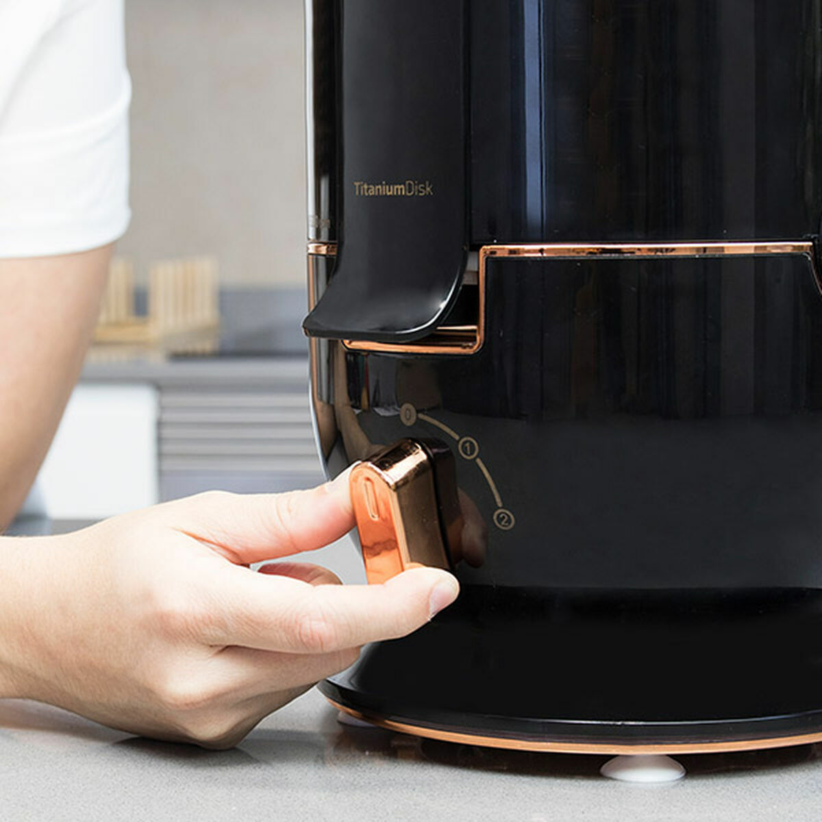 V14H45733B8E9D097555F41A1661FA2BD561R6936202P3